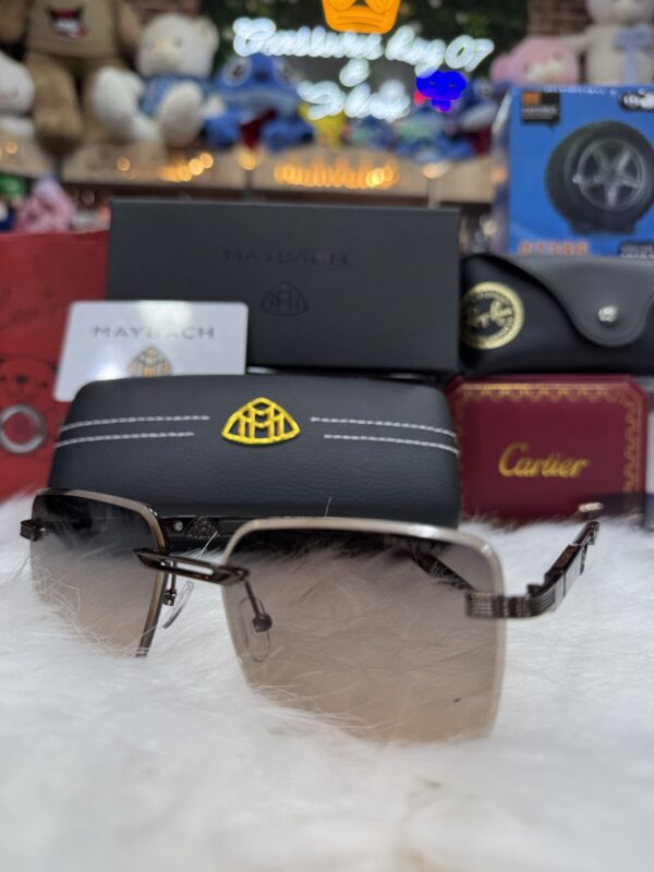 نظارات رجالية (ماركات عالمية)