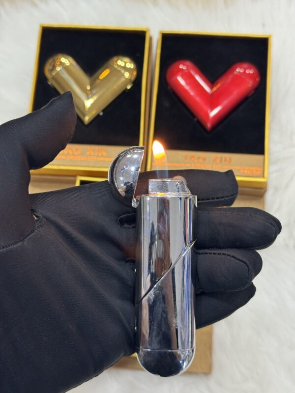 ولاعة قلب ♥️