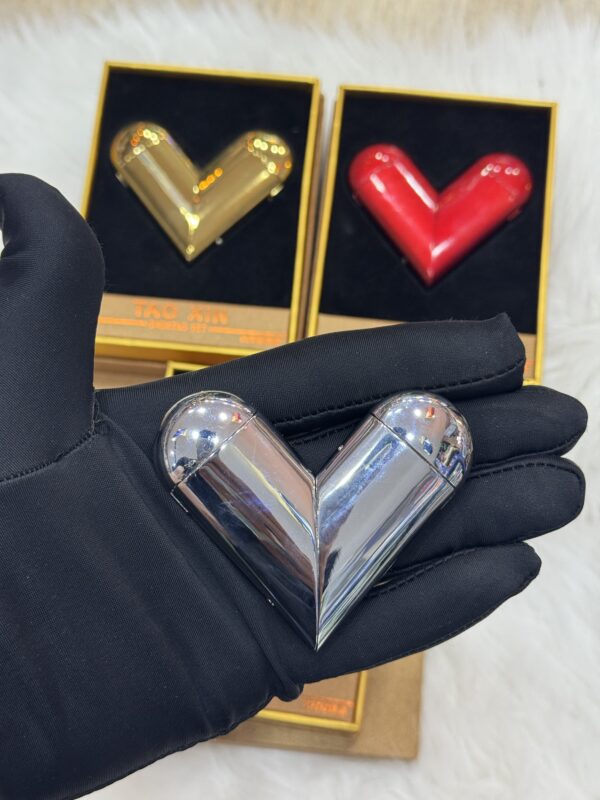 ولاعة قلب ♥️