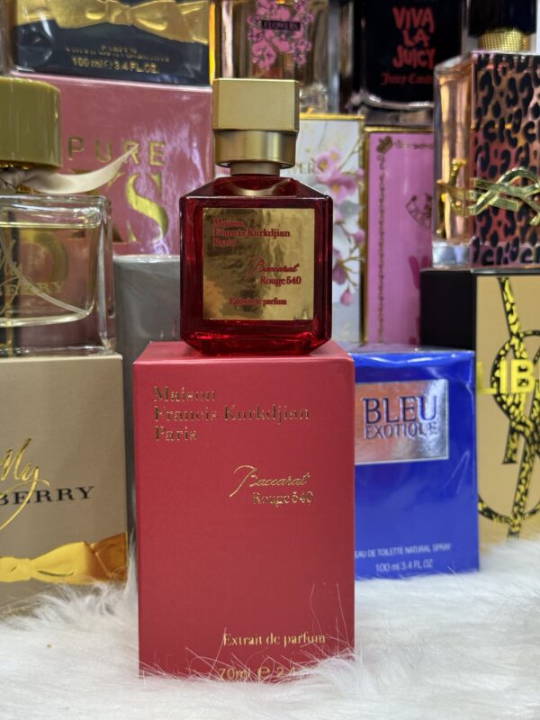 عطور نسائية