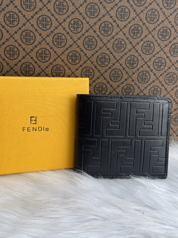 محفظة نقود (جلد) +  بواط ✅