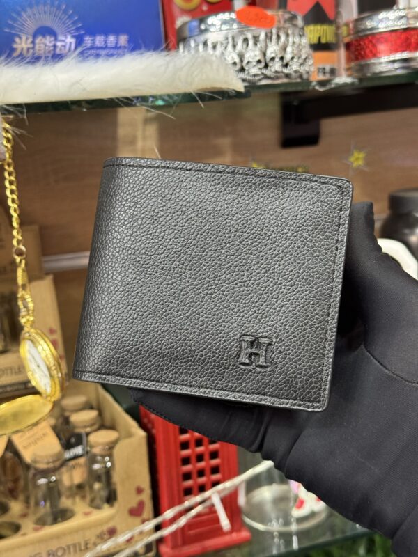 محفظة نقود (جلد) +  بواط ✅