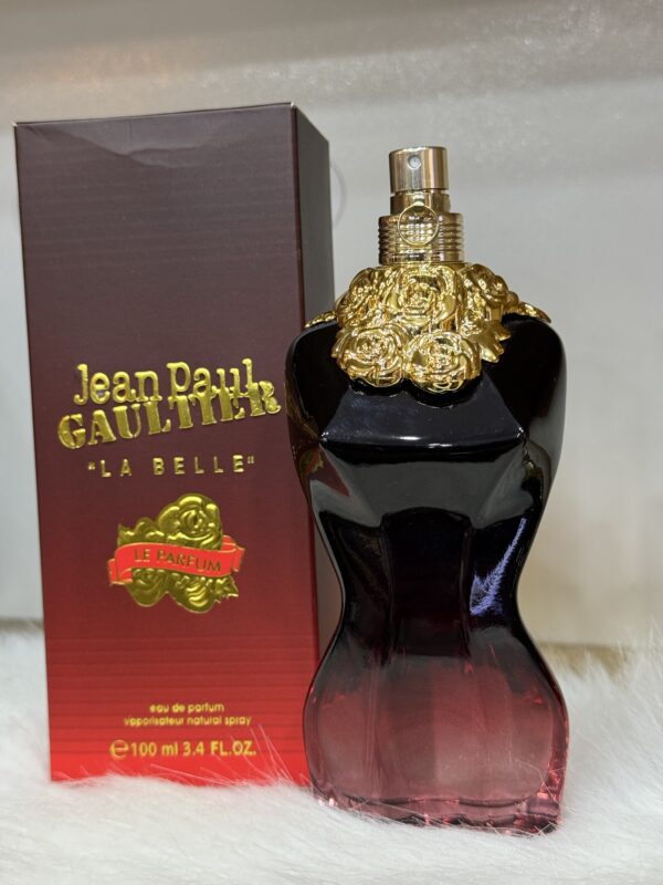 عطور نسائية 😍