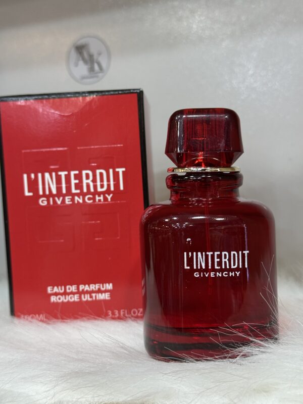 عطور نسائية 😍