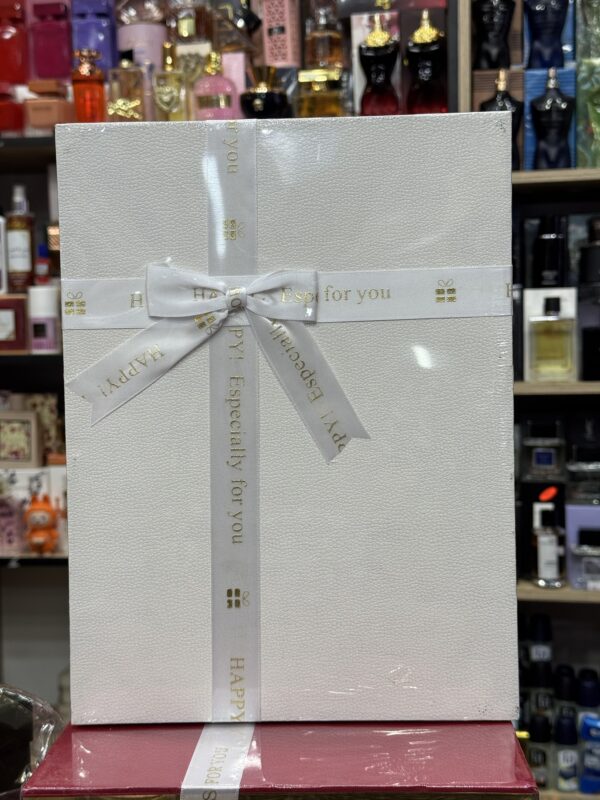 علب هدايا 🎁