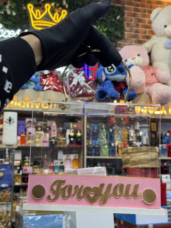 علب هدايا 🎁